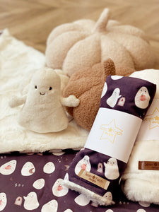 Little ghost cwtchy comforter