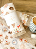 Load image into Gallery viewer, Sweet patisserie comforter

