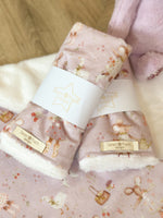 Load image into Gallery viewer, Sweetpea plum comforter
