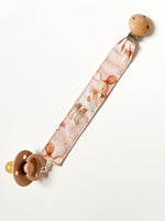 Load image into Gallery viewer, Sweetpea Plum Dummy Clip
