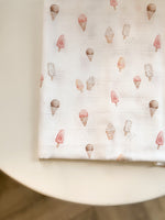 Load image into Gallery viewer, Dainty ice cream
