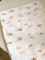 Load image into Gallery viewer, Dainty ice cream
