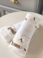 Load image into Gallery viewer, Neutral leaf cuddle comforter
