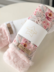 Pink flower cuddle comforter