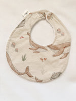 Load image into Gallery viewer, Whale bib
