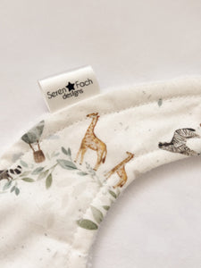 Safari bib