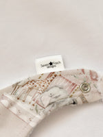 Load image into Gallery viewer, Pink carousel bib
