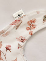 Load image into Gallery viewer, Bunny and baby bib
