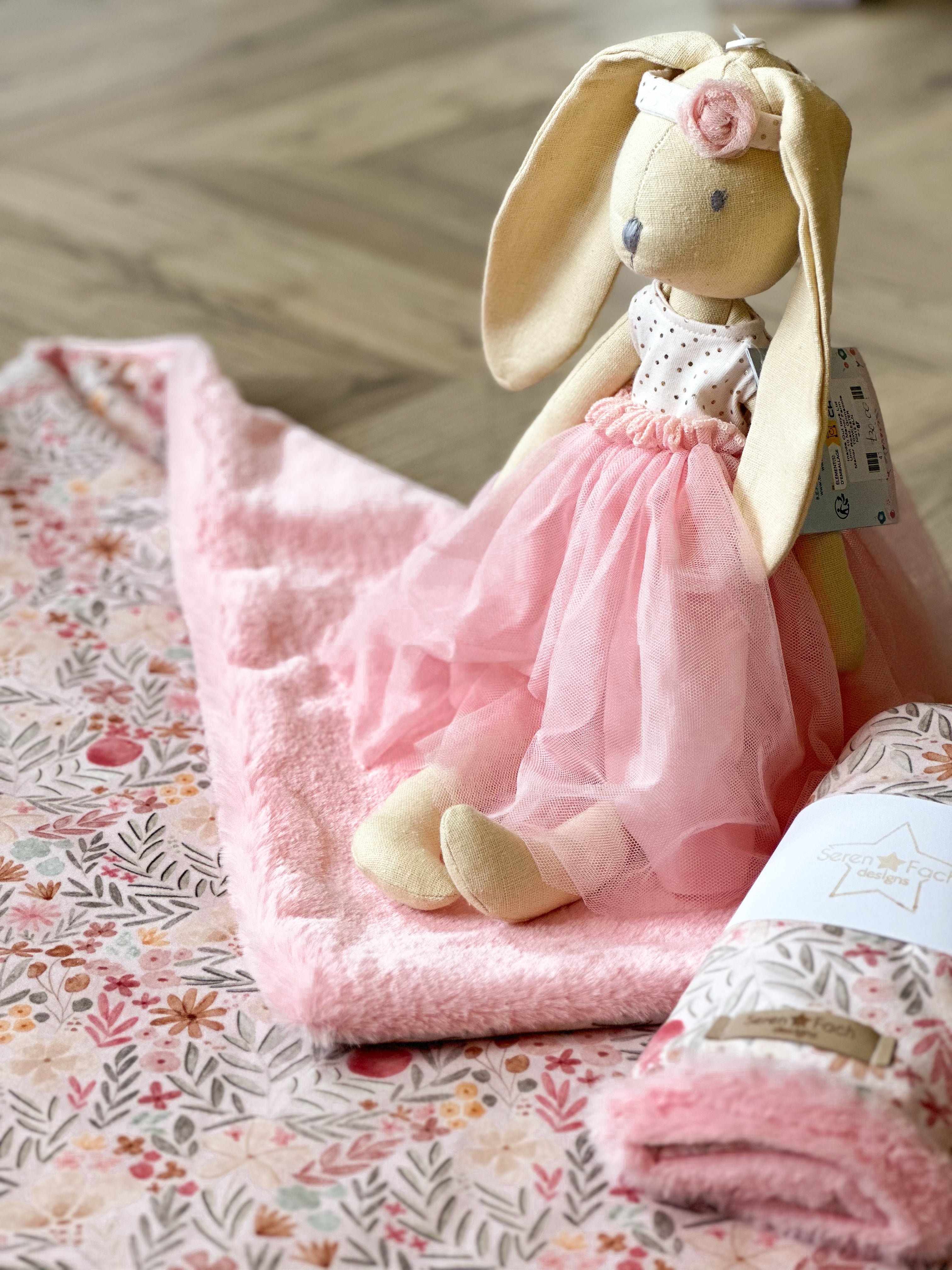 Baby pink jella blanket