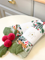 Load image into Gallery viewer, A Merry Berry Christmas comforter
