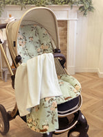 Load image into Gallery viewer, Set green floral Liner &amp; Blanket
