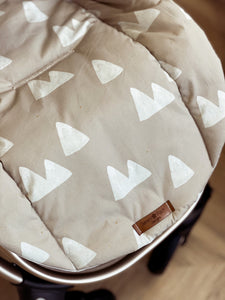 Mountain Peaks beige buggy liner