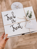 Load image into Gallery viewer, Trick or Treat ghost Box
